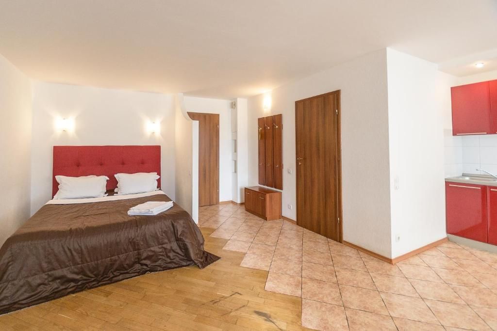 Апарт-отели Partner Guest House Киев-123