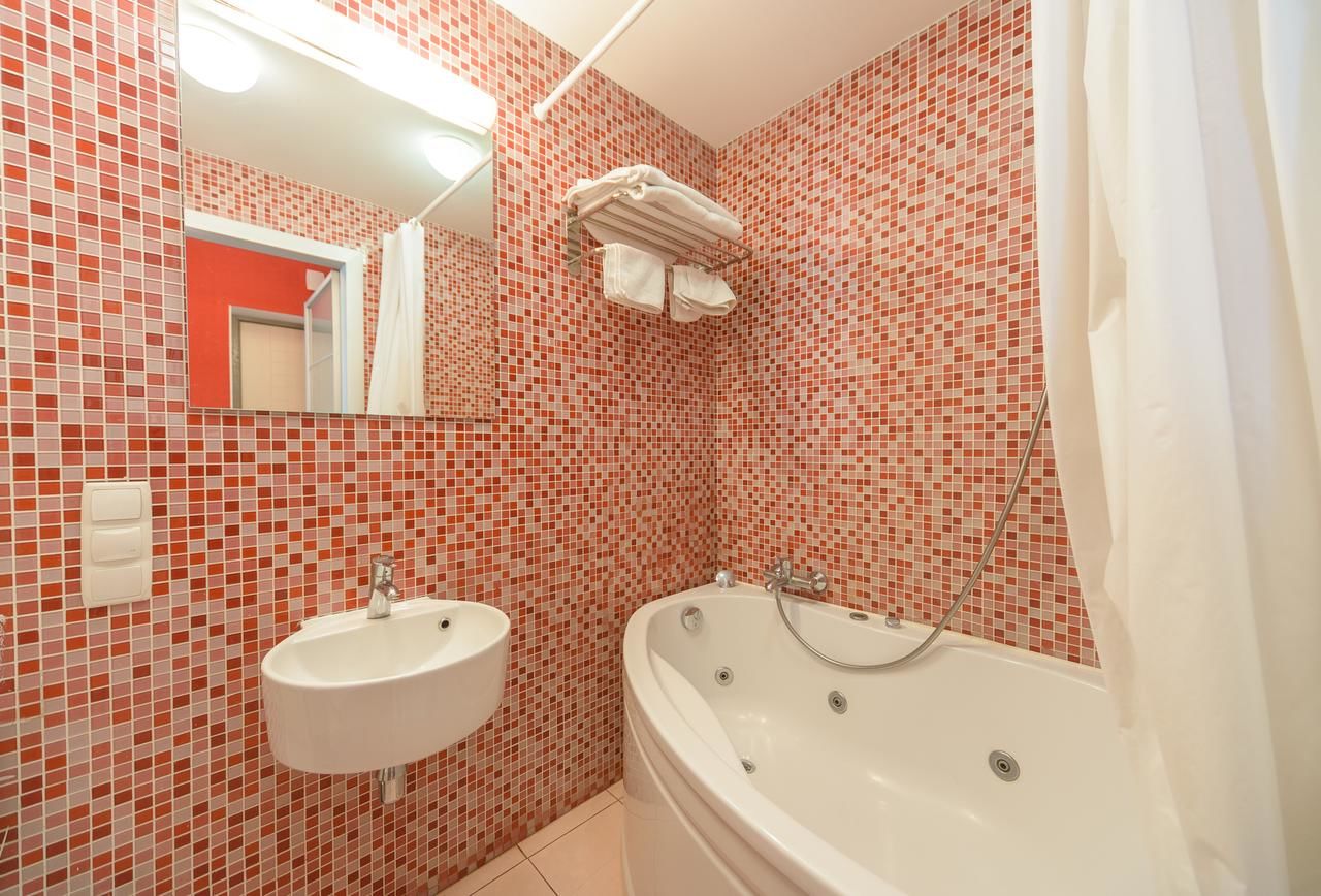 Апарт-отели Partner Guest House Киев