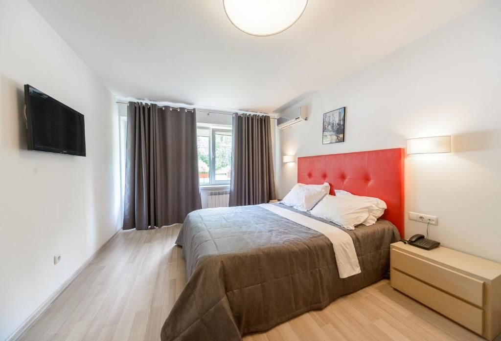 Апарт-отели Partner Guest House Киев-81