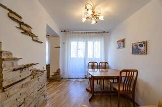 Апарт-отели Partner Guest House Киев Тихие стандартные апартаменты с 1 спальней и большой ванной-3
