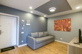 Апарт-отели Partner Guest House Киев Апартаменты в лофте с панорамным видом, 1 спальней и душем-5