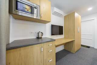 Апарт-отели Partner Guest House Киев Апартаменты-студио-5