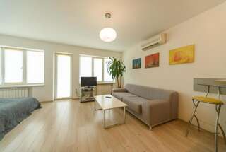 Апарт-отели Partner Guest House Киев Апартаменты-студио «Желтые» с гидромассажной ванной-2
