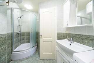 Апарт-отели Partner Guest House Киев Просторные апартаменты с 1 спальней и кухней-8