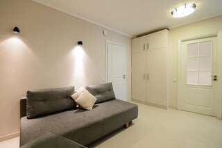 Апарт-отели Partner Guest House Киев Комфортабельные стандартные апартаменты с 1 спальней-4