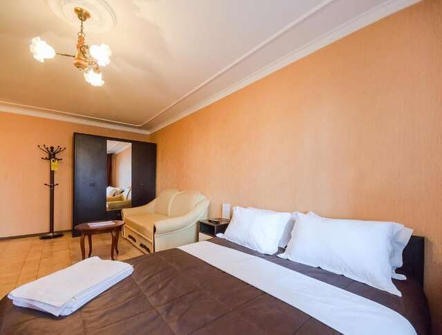 Апарт-отели Partner Guest House Киев-113