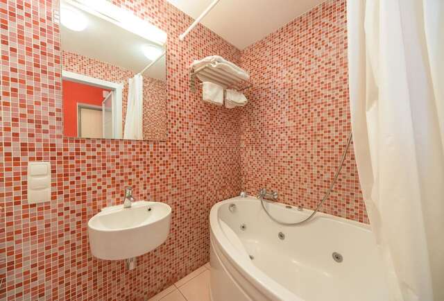 Апарт-отели Partner Guest House Киев-18