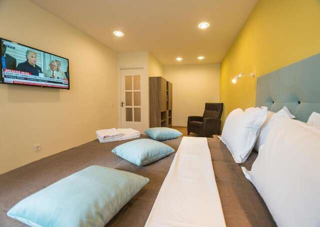 Апарт-отели Partner Guest House Киев-57