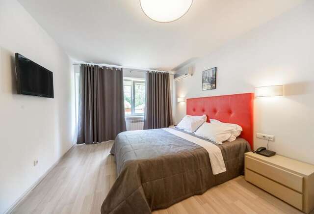 Апарт-отели Partner Guest House Киев-80