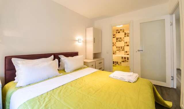 Апарт-отели Partner Guest House Киев-97